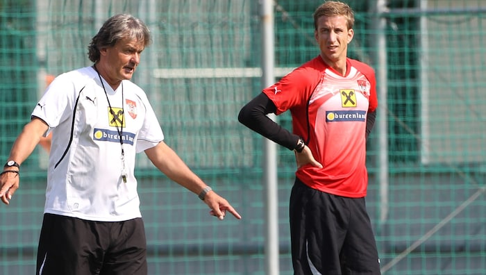 Didi Constantini (left) and Marc Janko