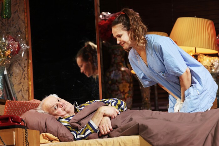 Robert Meyer mit „Krankenschwester“ Larissa Fuchs