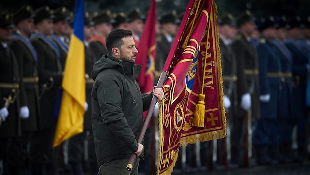 Ukrainian President Volodymyr Zelensky appeals to the EU and the USA to stand united against Russia, even under President Donald Trump. (Bild: APA/AFP/UKRAINIAN PRESIDENTIAL PRESS SERVICE/Handout)