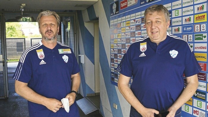 Die Transferpläne von Ex-TSV-Coach Markus Schopp (l.) sorgen bei Hartberg-Boss Erich Korherr ...