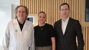 Leiter im LKH Hochsteiermark: Gerhard Bratschitsch (Unfallchirurgie), Christina Hochreiter (Pflege) und Gerhard Posch (Urologie)  (Bild: Traby Jakob)