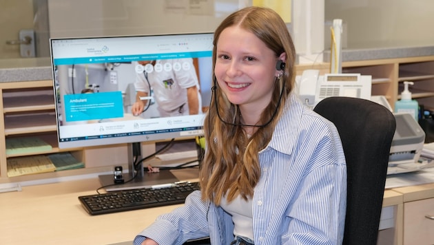 Lorena Holfeld hat ihre Lehre im Sekretariat der Gynäkologie im Krankenhaus Schwarzach begonnen. (Bild: Krankenhaus Schwarzach)