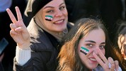 Frauen bei der Siegesfeier: Aufbruch zu einem neuen Syrien?