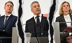 Beate Meinl-Reisinger (rechts) rechnete mit den beiden Altparteien ab. Die NEOS sehen keinen ...
