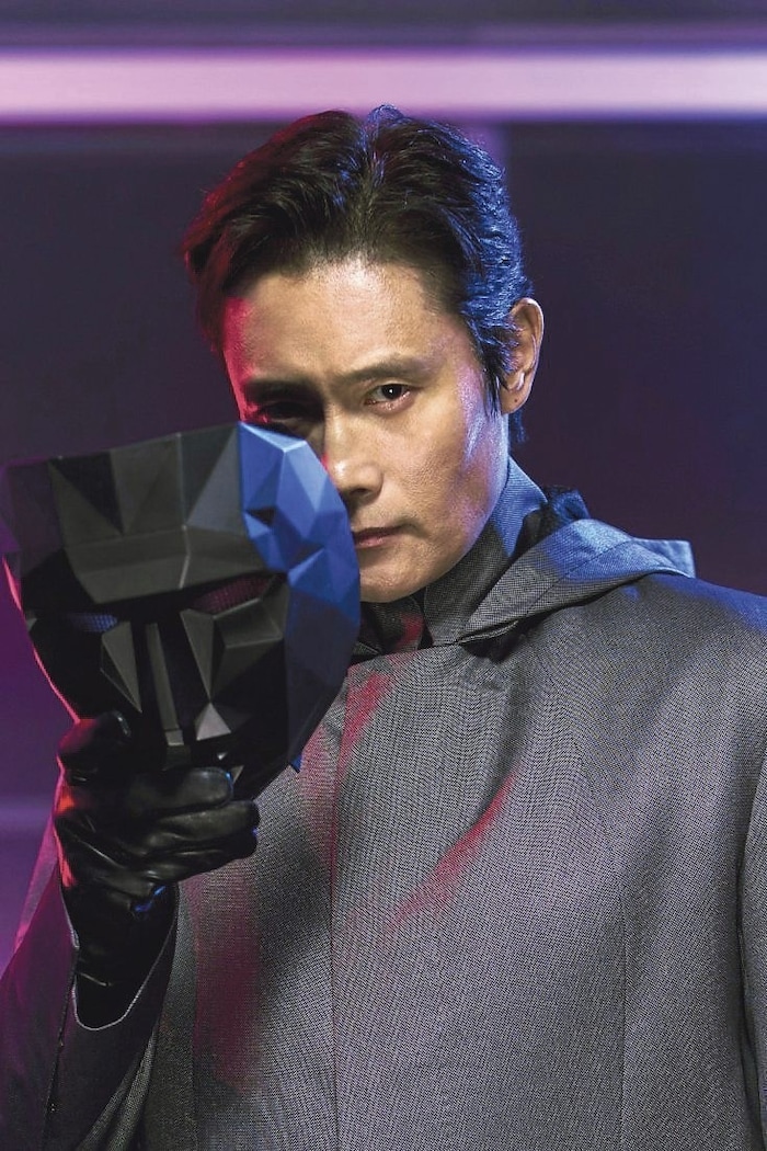 Lee Byung-hun spielt In-ho, den mysteriösen Frontmann des Spiels ...