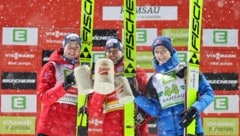 Siegerbild, obwohl die Bewerbe im Schneetreiben untergingen. (Bild: GEPA/GEPA pictures)