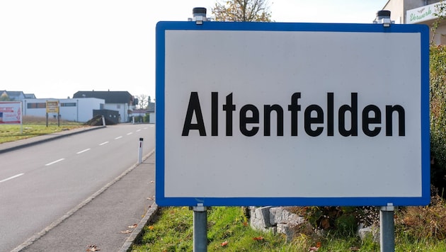 In Altenfelden gab es eine große nächtliche Suchaktion (Bild: Horst Einöder/Flashpictures)