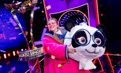 22-Jährige setzte sich bei Staffel 11 im Finale der ProSieben-Show gegen Joris im Piratenkostüm, ...