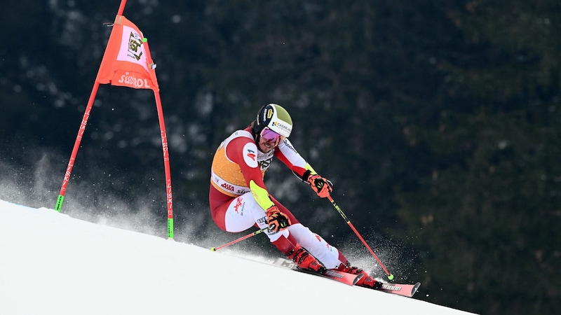 Manuel Feller hatte im ersten Durchgang zu kämpfen. (Bild: AFP/APA/Marco BERTORELLO)