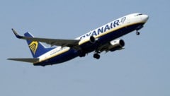 Ryanair zahlt pro Jahr rund 850 Millionen Euro für den Emissionshandel der Europäischen Union. (Bild: REUTERS)