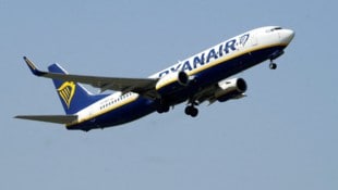 Ryanair zahlt pro Jahr rund 850 Millionen Euro für den Emissionshandel der Europäischen Union. (Bild: REUTERS)