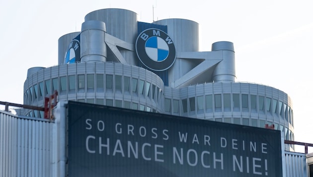 Die BMW-Konzernzentrale in München (Bild: APA Pool/dpa/Lennart Preiss)