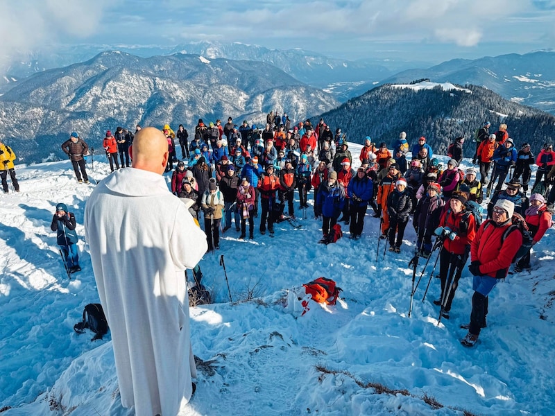 Roland Stadler bei der Bergandacht am Lussari. (Bild: Wallner Hannes)