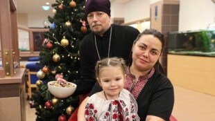 Wie feiern andere Kulturen Weihnachten? Wir haben vie Familien besucht