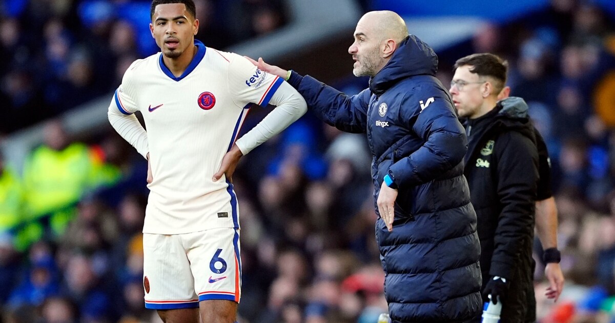 Chelsea Drops Points, Man United Faces Bankruptcy Threat in Premier League