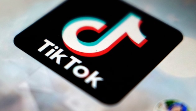 Die Videoplattform TikTok ist in vielen Ländern umstritten. (Bild: Associated Press)