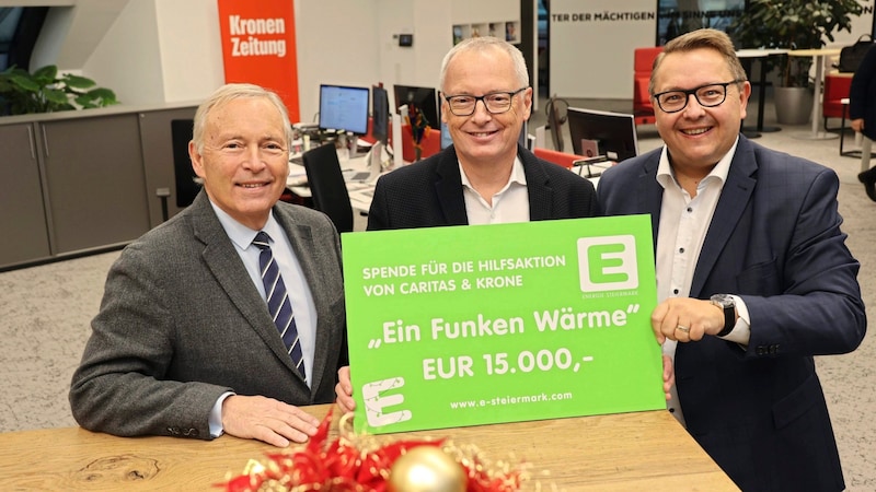 Christian Purrer (li.) & Martin Graf (re.), Vorstandsteam Energie Steiermark, mit „Krone“-Chefredakteur Klaus Herrmann. (Bild: Jauschowetz Christian/Christian Jauschowetz)