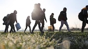 Migrantinnen und Migranten (Bild: EPA/EFE)
