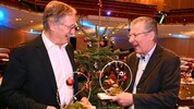 Bei den Olympiasiegern von 1976, Franz Klammer und Karl Schnabl, kommen Nudel auf den Tisch.