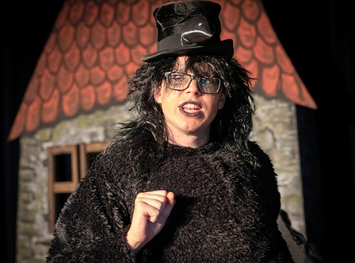 Raven Abraxas not only inspires the little witch.