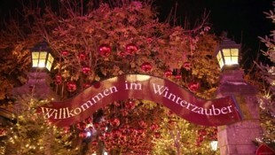 Wer bei Glühwein und Punsch zuschlagen will, sollte besser mit den Öffis heimfahren.