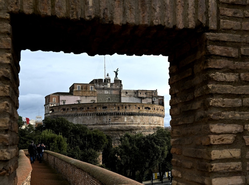 During the restoration work, the restorers found inscriptions on the walls by anti-fascists who had fled to the Vatican during the Second World War. (Bild: AFP)