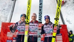 Jan Hörl, Daniel Tschofenig und Stefan Kraft (v.l.n.r.) (Bild: GEPA/GEPA pictures)