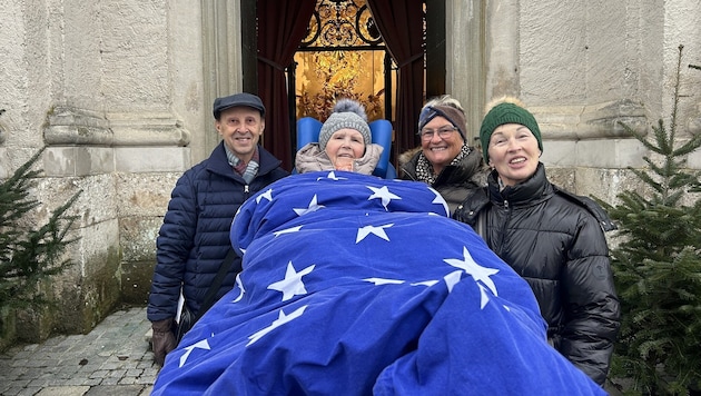 Viele schöne und aufregende Momente erlebte die betagte Dame gemeinsam mit ihren Töchtern dank der Rollenden Engel (Bild: Rollende Engel)