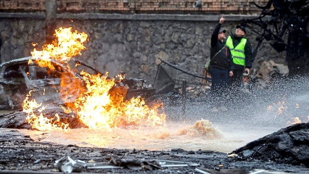 Four days before Christmas, a rocket detonated in the middle of Kiev. (Bild: EPA)