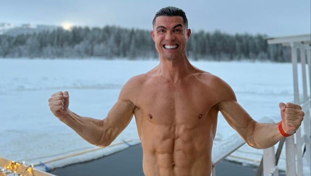 Cristiano Ronaldo hat sich schon häufiger als Hitzkopf präsentiert, zu Weihnachten bleibt er aber sichtlich cool. (Bild: Screenshot/Instagram_cristiano)