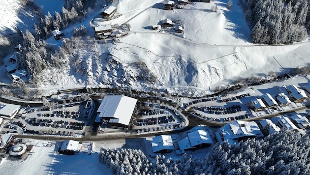 Just like this picture of the Wildschönau cable car at 1900 meters, it looked like this in almost all the cable car parking lots. (Bild: Silberberger Toni)