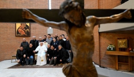 Der Termin war ausdrücklicher Wunsch des Papstes, der in seiner Amtszeit schon zahlreiche Haftanstalten besuchte. (Bild: AFP)