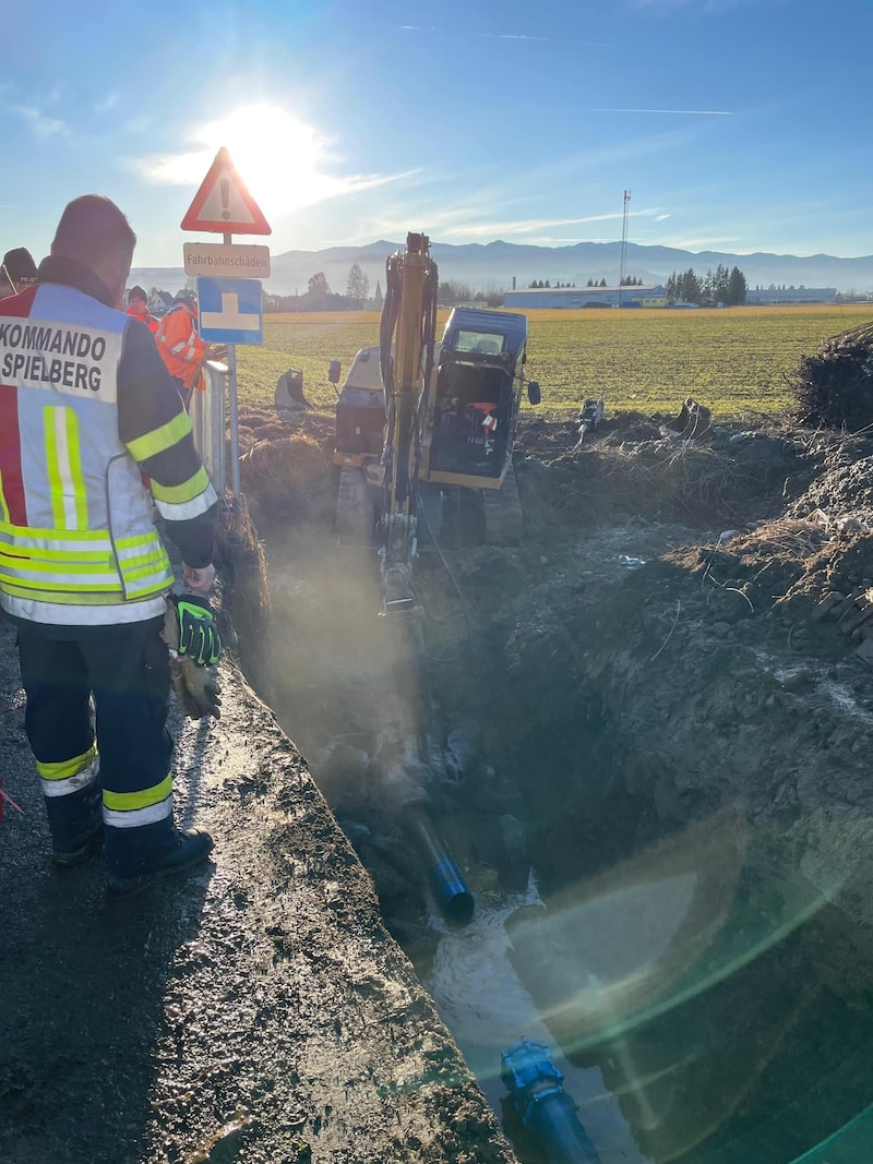 Die Stelle des fatalen Lecks (Bild: Feuerwehr Spielberg)