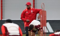 Bayern-Trainer Vincent Kompany hat zuletzt mehr Ruhe in den Verein gebracht.
