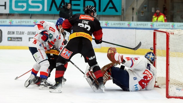 Luca Erne und die Pioneers Vorarlberg siegten 5:2 gegen Innsbrucks Haie. (Bild: Rothmund_Pioneers.hockey)