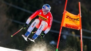 Marco Odermatt hatte eine Schrecksekunde zu überstehen. (Bild: GEPA/GEPA pictures)