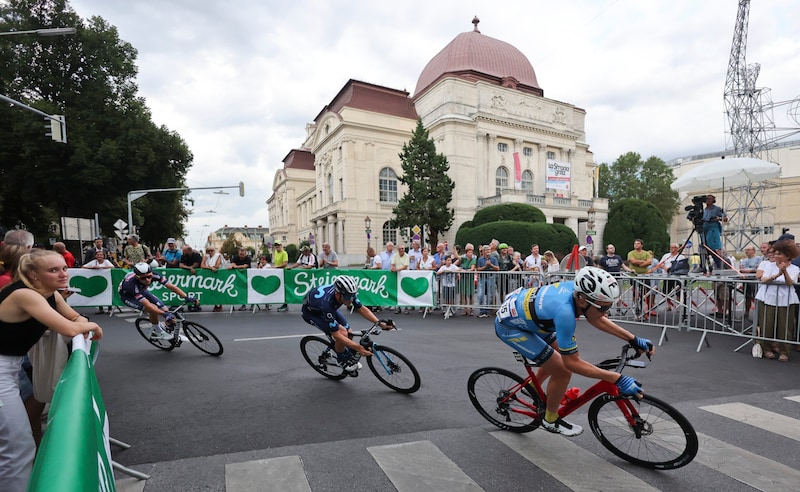 Eine Neuauflage des Grazer Altstadtkriteriums wird 2025 erneut ein schweres Unterfangen. Dabei klopfte man sogar bei Red Bull als Sponsor an...  (Bild: GEPA/GEPA pictures)