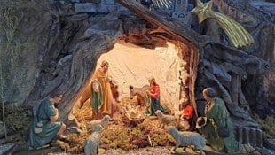 Einer Legende nach können Ochs, Esel, aber auch andere Tiere in der Heiligen Nacht die ...