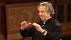 Riccardo Muti probt für das Neujahrskonzert 2025. 