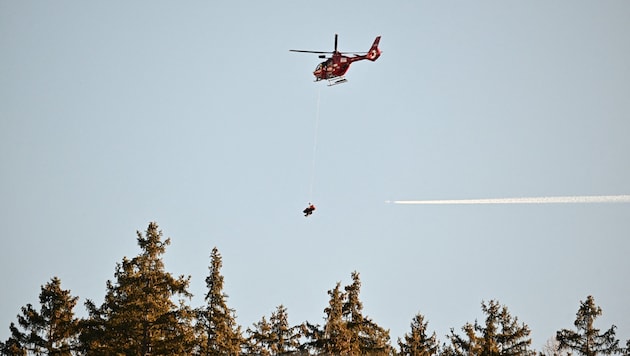 Gino Caviezel was flown to hospital by helicopter. (Bild: APA/AFP)