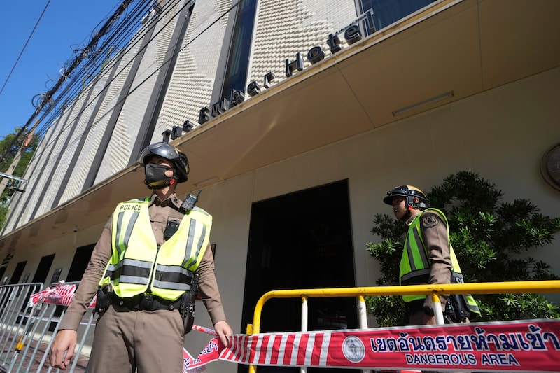 Das Ember Hotel liegt nur wenige Minuten von der Backpackermeile Khaosan Road entfernt und weist auf Buchungsportalen gute Bewertungen auf. (Bild: Copyright 2024 The Associated Press. All rights reserved.)