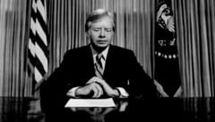 Carter gibt 1980 bekannt, dass ein Befreiungsversuch des US-Militärs für die in der US-Botschaft in Teheran festgehaltenen Geiseln fehlgeschlagen ist. (Bild: AP)