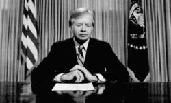 Carter gibt 1980 bekannt, dass ein Befreiungsversuch des US-Militärs für die in der US-Botschaft ...