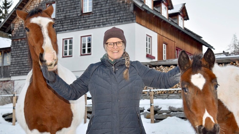 Katharina Stiegler mit Witty und Sonne.  (Bild: Roland Holitzky/ROLAND_HOLITZKY)