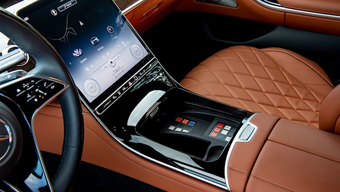 Extra buttons like in a James Bond car