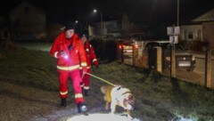 120 Helfer und die Rettungshundebrigade hatten am Wochenende erfolglos nach dem Pensionisten gesucht (Bild: Matthias Lauber/laumat.at/laumat)