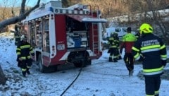 Vier Freiwillige Feuerwehren standen im Einsatz. (Bild: Freiwillige Feuerwehr Timenitz )