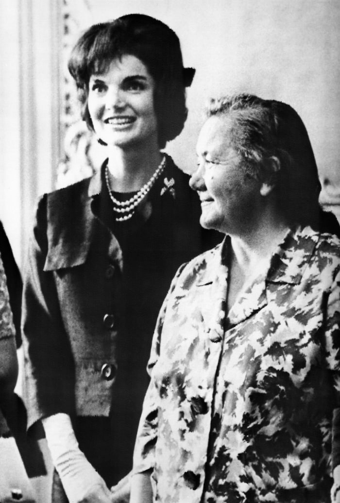 First Lady Jackie Kennedy und Nina Chruschtschowa