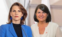 Karoline Edtstadler könnte die erste Landeshauptfrau nach Gabi Burgstaller (re.) werden.