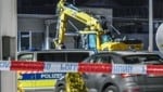 Die mutmaßliche Amokfahrt endete neben einem Autohaus in Baden-Württemberg. (Bild: APA/onw-images/Fabian Koss)